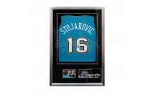 กรอบรูปโชว์เสื้อบาสเกตบอล